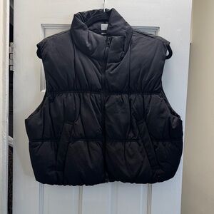 Black puffer vest